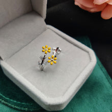 Silver Cluster Floral Ring 